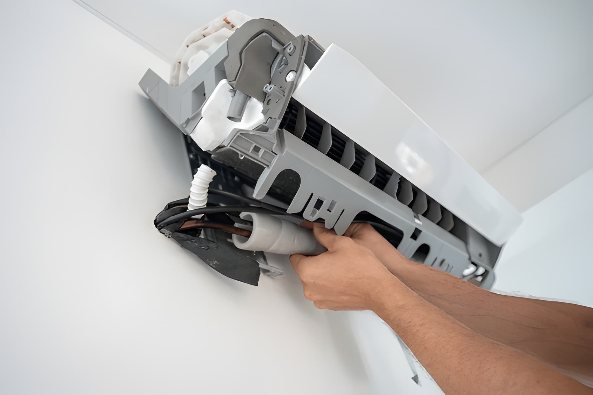 تركيب وصيانة أجهزة التكييف